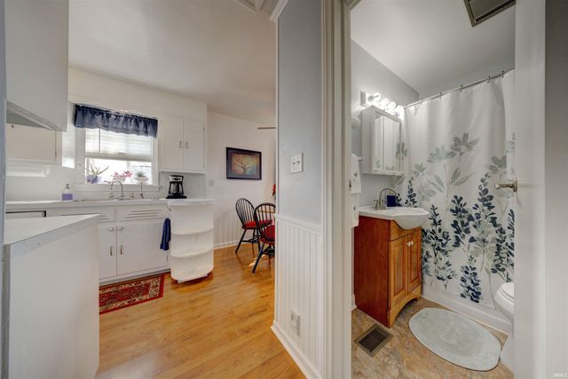 1059 Waggoner Avenue, Evansville, IN 47714