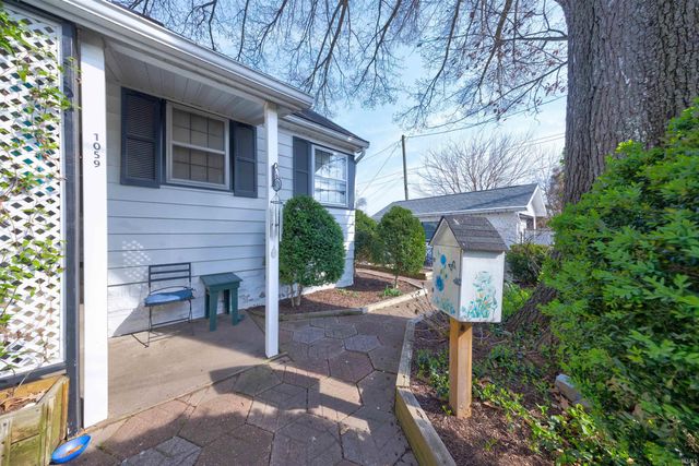 1059 Waggoner Avenue, Evansville, IN 47714