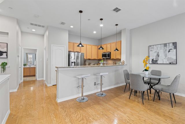 15759 Seabolt 44, Addison, TX 75001