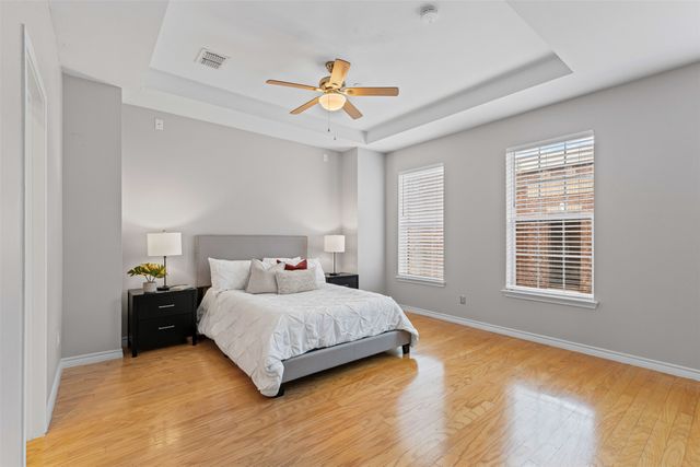 15759 Seabolt 44, Addison, TX 75001