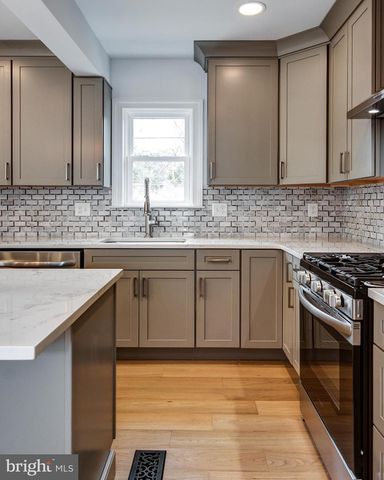 13 WILKINS AVE, Haddonfield, NJ 08033