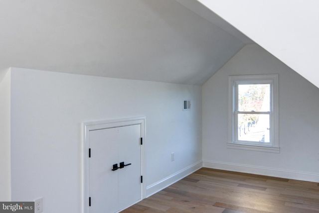 13 WILKINS AVE, Haddonfield, NJ 08033