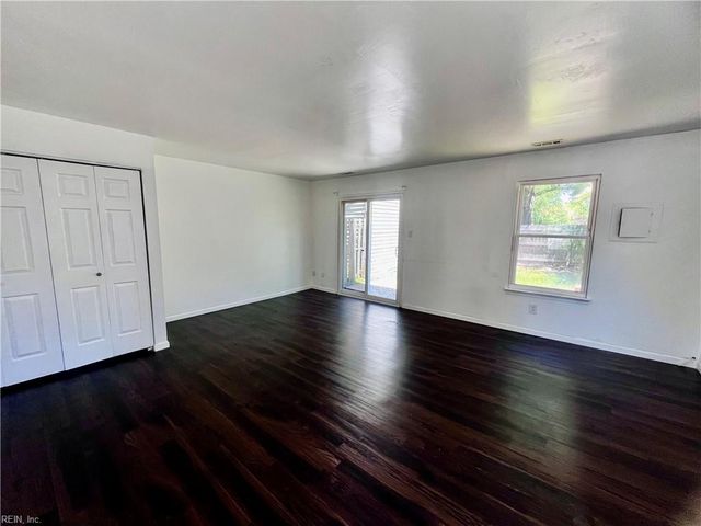 196 Thalia Trace DR, Virginia Beach, VA 23452