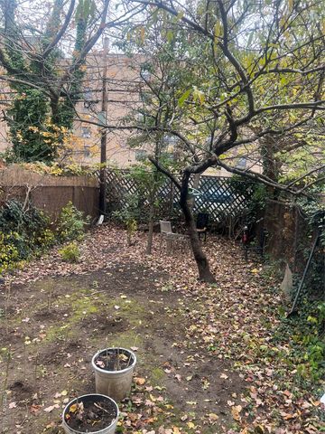 160 Decatur Street 4, Brooklyn, NY 11233