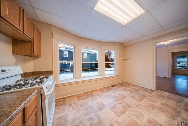 1714 Valley Drive 16, Syracuse, NY 13207