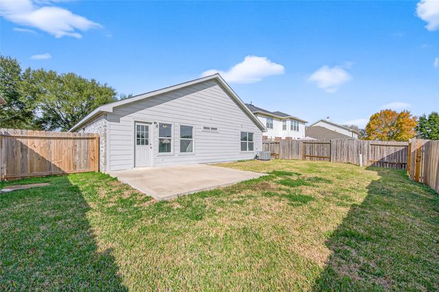 1319 Emilee Court, Rosenberg, TX 77471