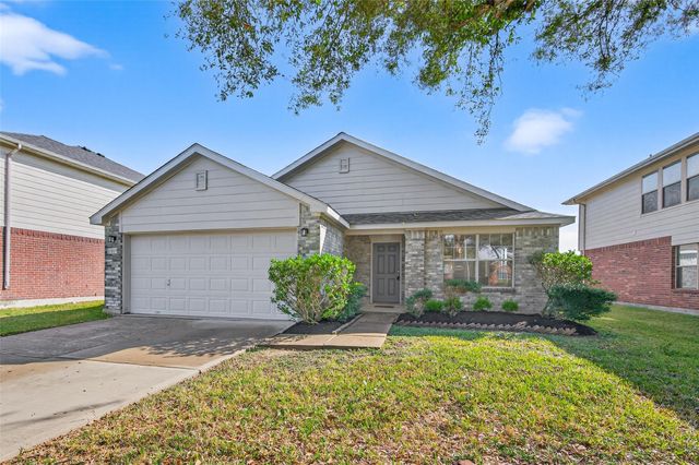1319 Emilee Court, Rosenberg, TX 77471