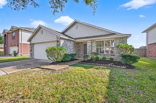 1319 Emilee Court, Rosenberg, TX 77471