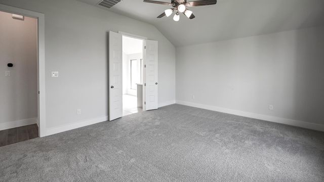 3808 Sonesta ST, Lockhart, TX 78644