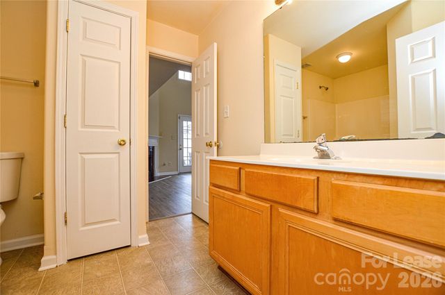 8415 Spirea Court, Charlotte, NC 28215