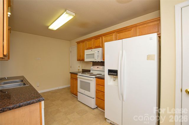 8415 Spirea Court, Charlotte, NC 28215