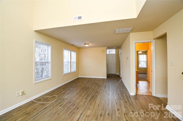 8415 Spirea Court, Charlotte, NC 28215