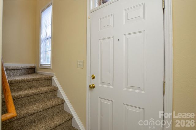 8415 Spirea Court, Charlotte, NC 28215