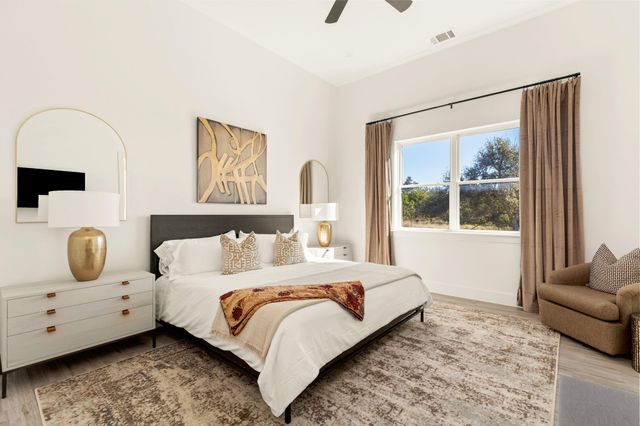 256 Charro Vista DR, Driftwood, TX 78619