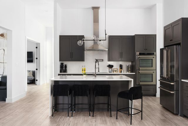 256 Charro Vista DR, Driftwood, TX 78619