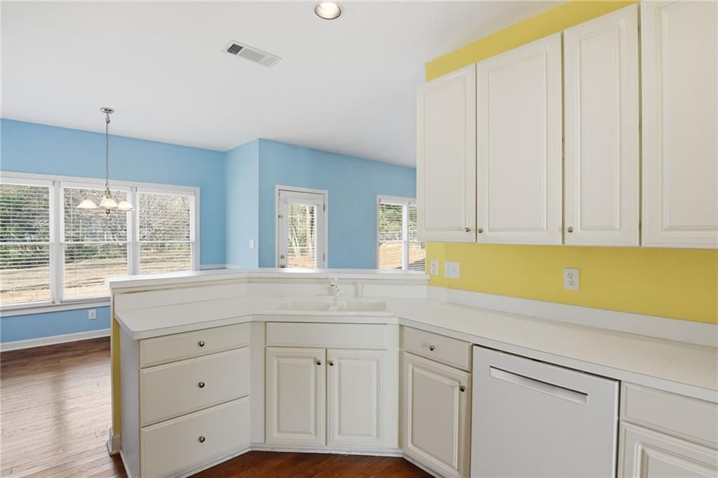 Image 14 of property listing at 2650 Cobblestone Drive, Cumming, GA 30041