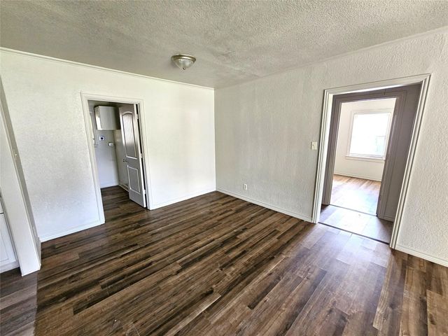 806 17th Avenue N, Texas City, TX 77590