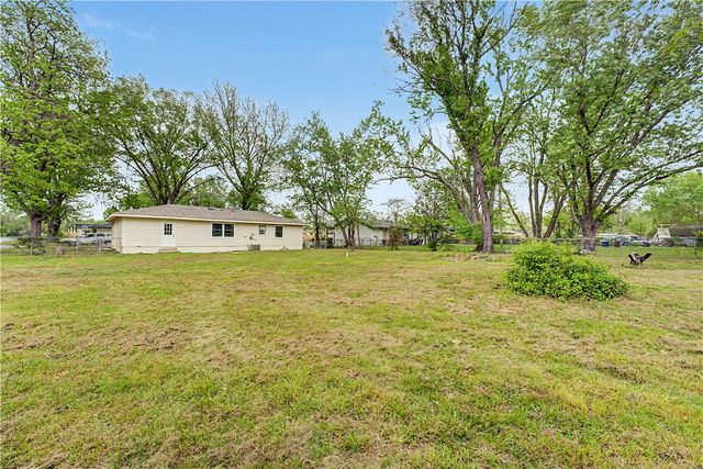 2104 Wood Street, Rogers, AR 72756