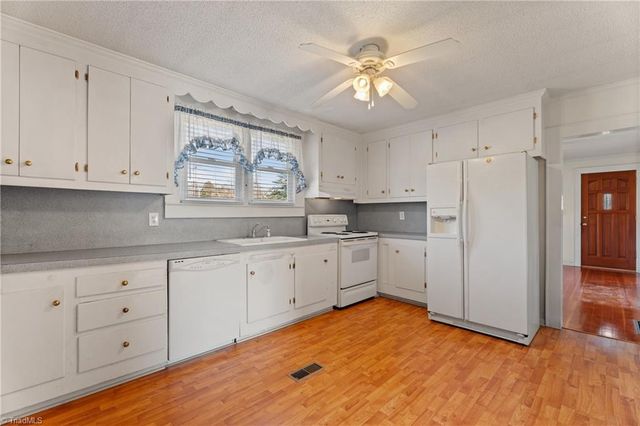 318 Collins Road, Elkin, NC 28621