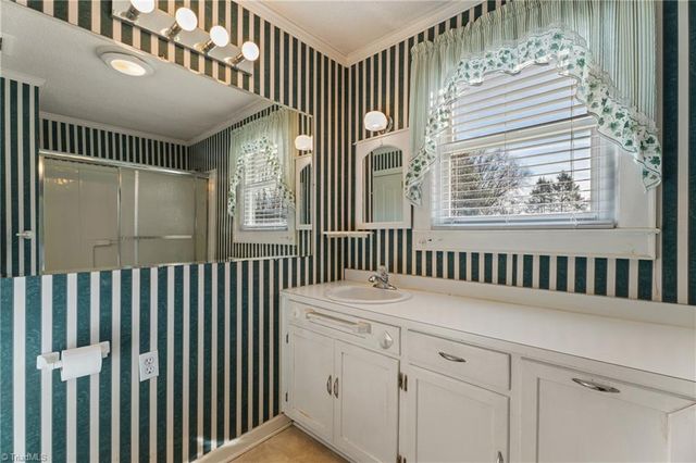 318 Collins Road, Elkin, NC 28621