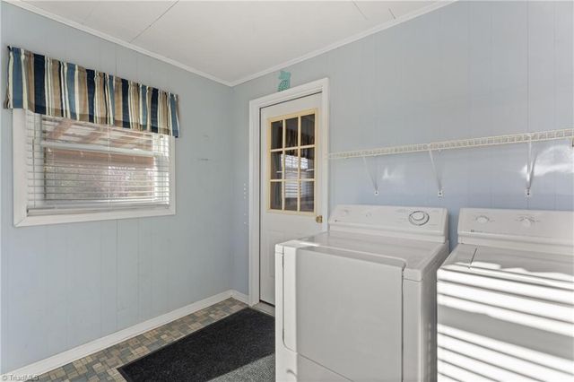 318 Collins Road, Elkin, NC 28621