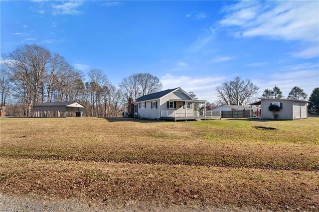 318 Collins Road, Elkin, NC 28621