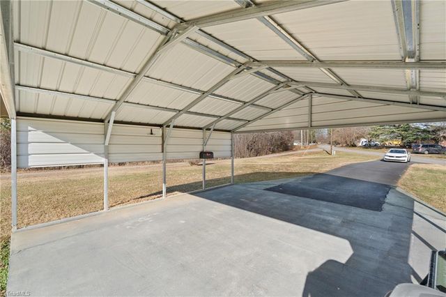 318 Collins Road, Elkin, NC 28621