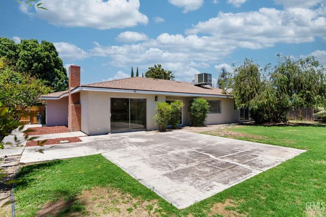 200 Carr Street, Bakersfield, CA 93309