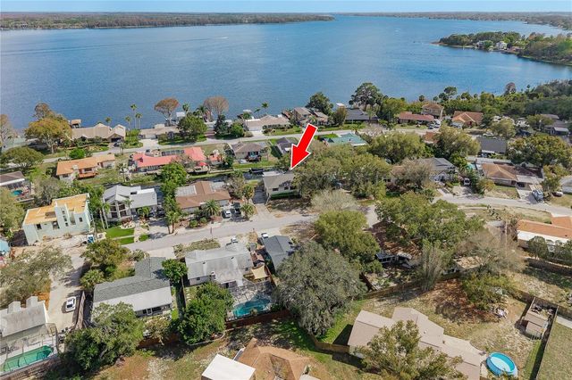 1462 LAKEVIEW DRIVE, Tarpon Springs, FL 34689
