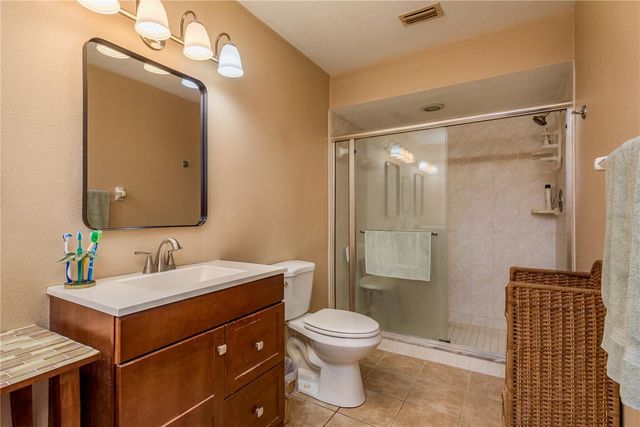 1462 LAKEVIEW DRIVE, Tarpon Springs, FL 34689