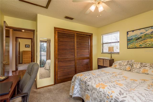 1462 LAKEVIEW DRIVE, Tarpon Springs, FL 34689