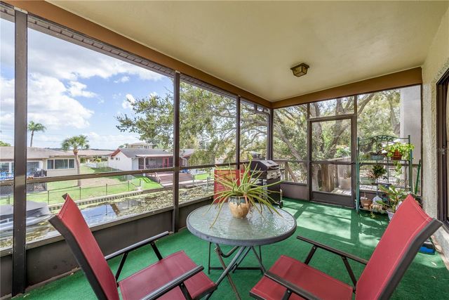 1462 LAKEVIEW DRIVE, Tarpon Springs, FL 34689