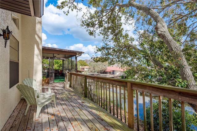 1462 LAKEVIEW DRIVE, Tarpon Springs, FL 34689