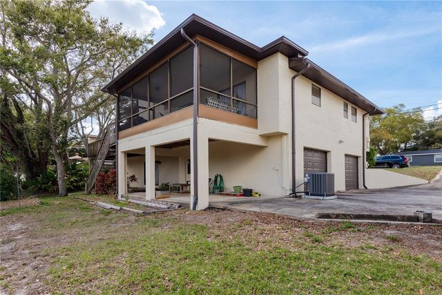 1462 LAKEVIEW DRIVE, Tarpon Springs, FL 34689