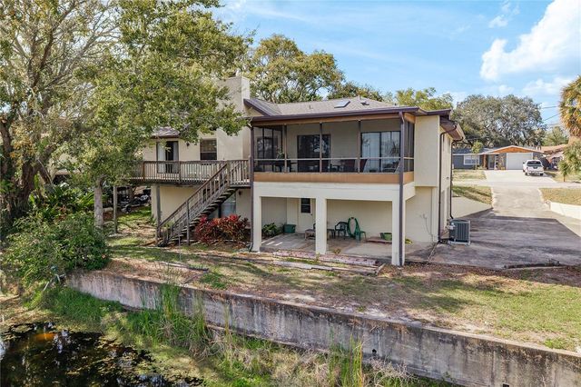 1462 LAKEVIEW DRIVE, Tarpon Springs, FL 34689