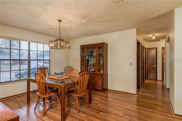 1462 LAKEVIEW DRIVE, Tarpon Springs, FL 34689