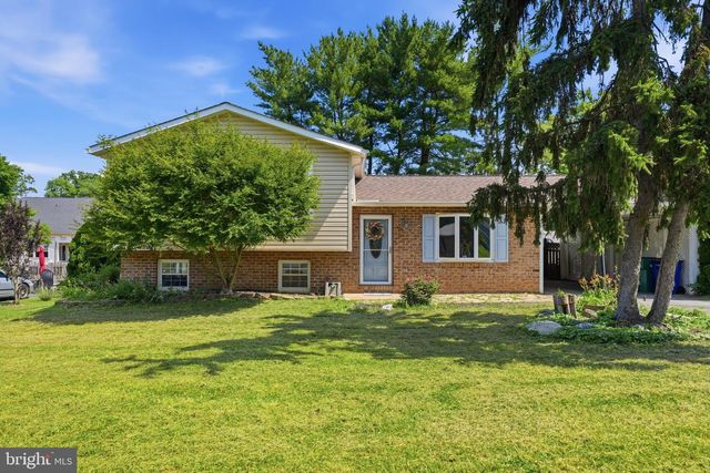 7246 POMMEL DR, Sykesville, MD 21784