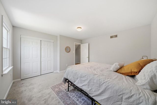 7246 POMMEL DR, Sykesville, MD 21784