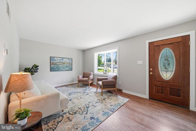 7246 POMMEL DR, Sykesville, MD 21784