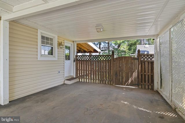 7246 POMMEL DR, Sykesville, MD 21784