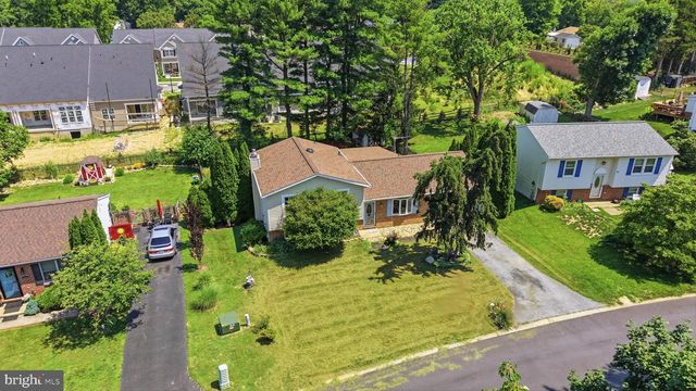 7246 POMMEL DR, Sykesville, MD 21784
