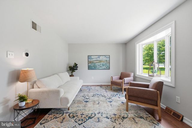 7246 POMMEL DR, Sykesville, MD 21784