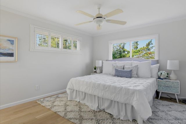 16 Meadow Lane, Westhampton Beach, NY 11978