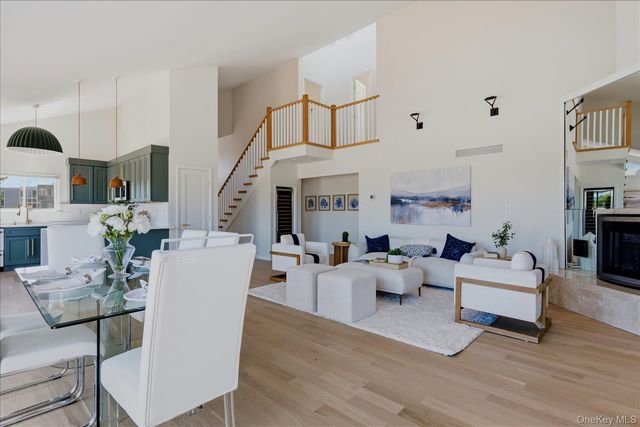 16 Meadow Lane, Westhampton Beach, NY 11978