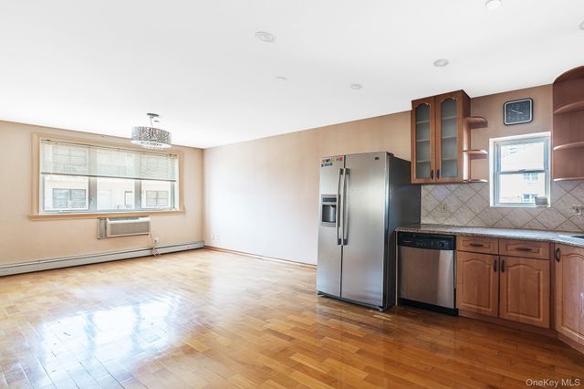 2560 Stillwell Avenue 2B, Brooklyn, NY 11223