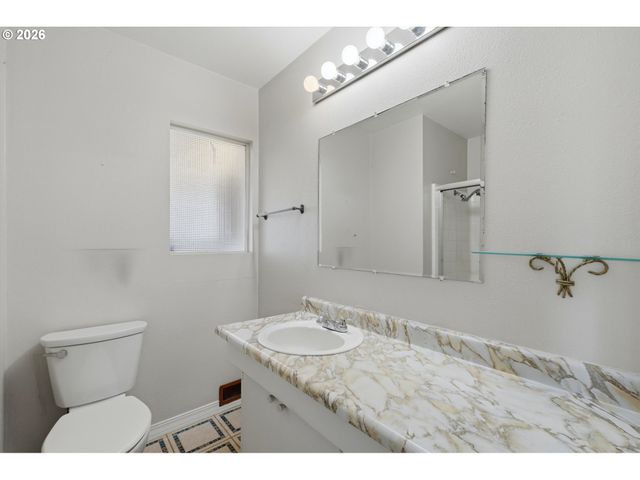 12285 Sw 116TH Ave, Tigard, OR 97223