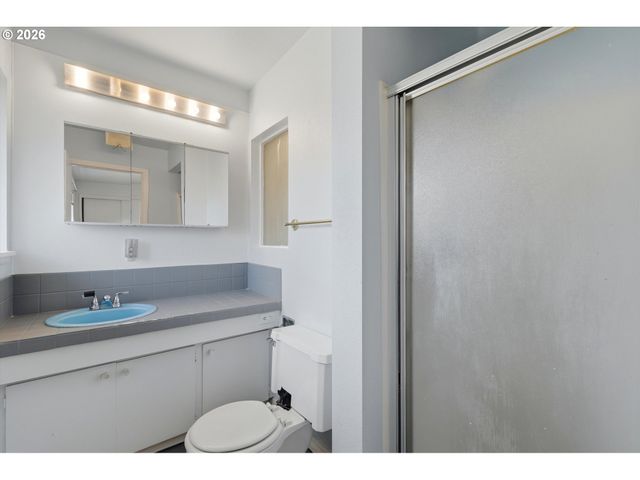 12285 Sw 116TH Ave, Tigard, OR 97223