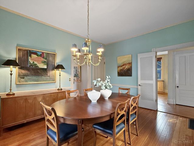 177 Burns Avenue, Wyoming, OH 45215