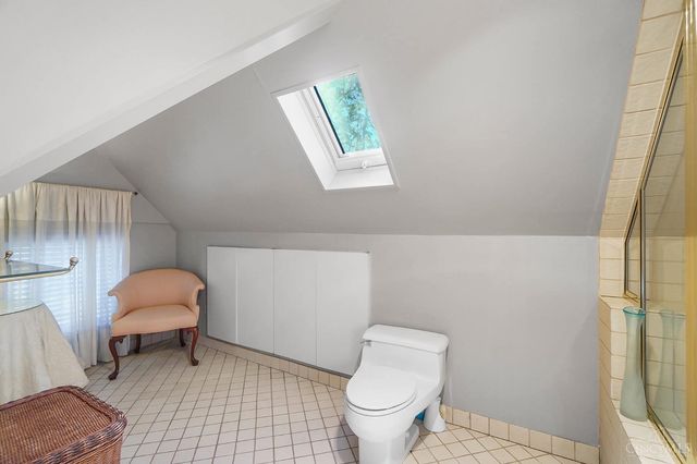 177 Burns Avenue, Wyoming, OH 45215