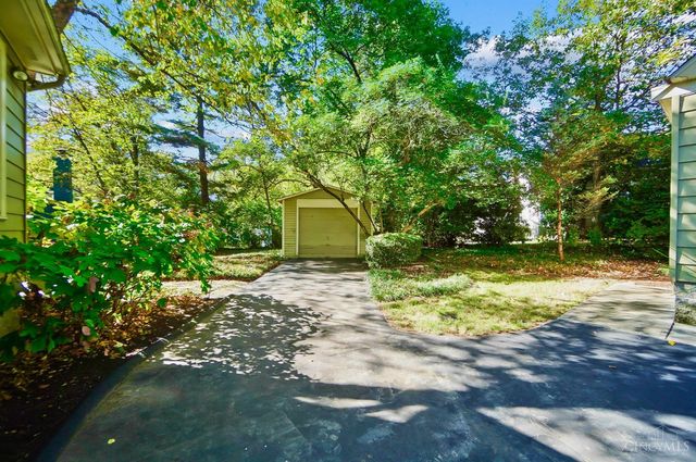 177 Burns Avenue, Wyoming, OH 45215